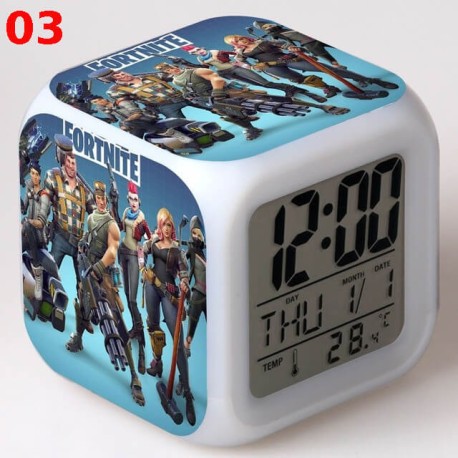 Réveil Fortnite numérique LED lumineuse pour bureau, table de nuit enfant