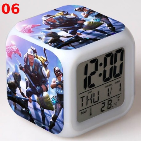 Réveil Fortnite numérique LED lumineuse pour bureau, table de nuit enfant