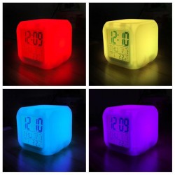 R&eacute;veil Fortnite num&eacute;rique LED lumineuse pour bureau, table de nuit enfant