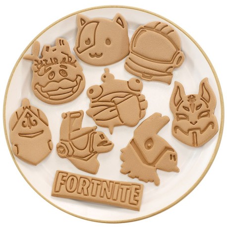 Moule à biscuit personnages Fortnite 9 pièces