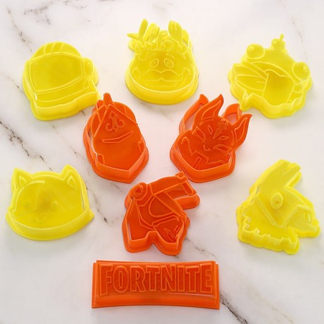 Moule à biscuit personnages Fortnite 9 pièces